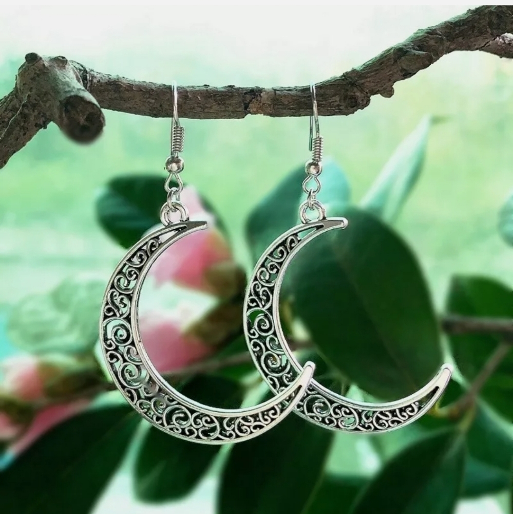 New Fashion Moon Drop Earrings - Picture 2 of 4